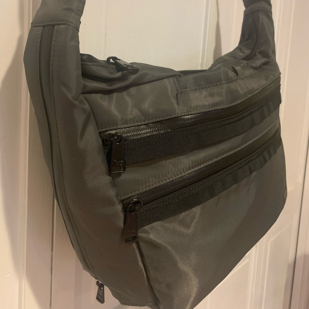 LUG CROSSBODY BAG